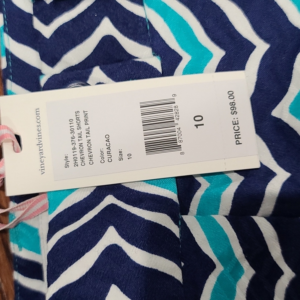 NWT Vineyardvines Shorts - Picture 3 of 4